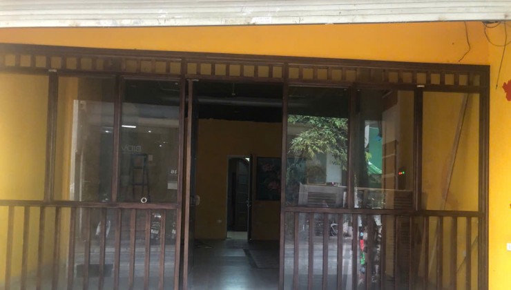 Cho thuê MBKD Cà phê mặt phố Vương Thừa Vũ, 60m2 - 1 tầng - MT 5,5 m -Giá 23tr ctl